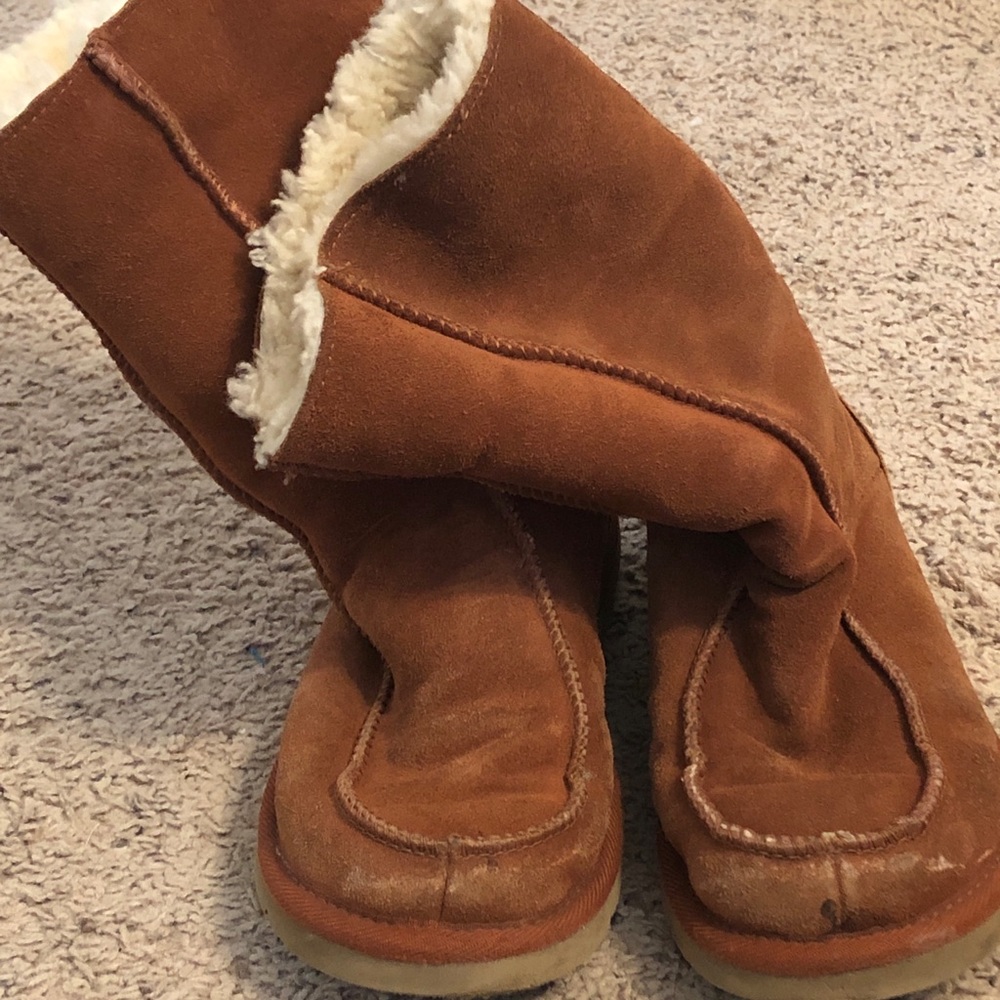 Size 7 Women’s Uggs